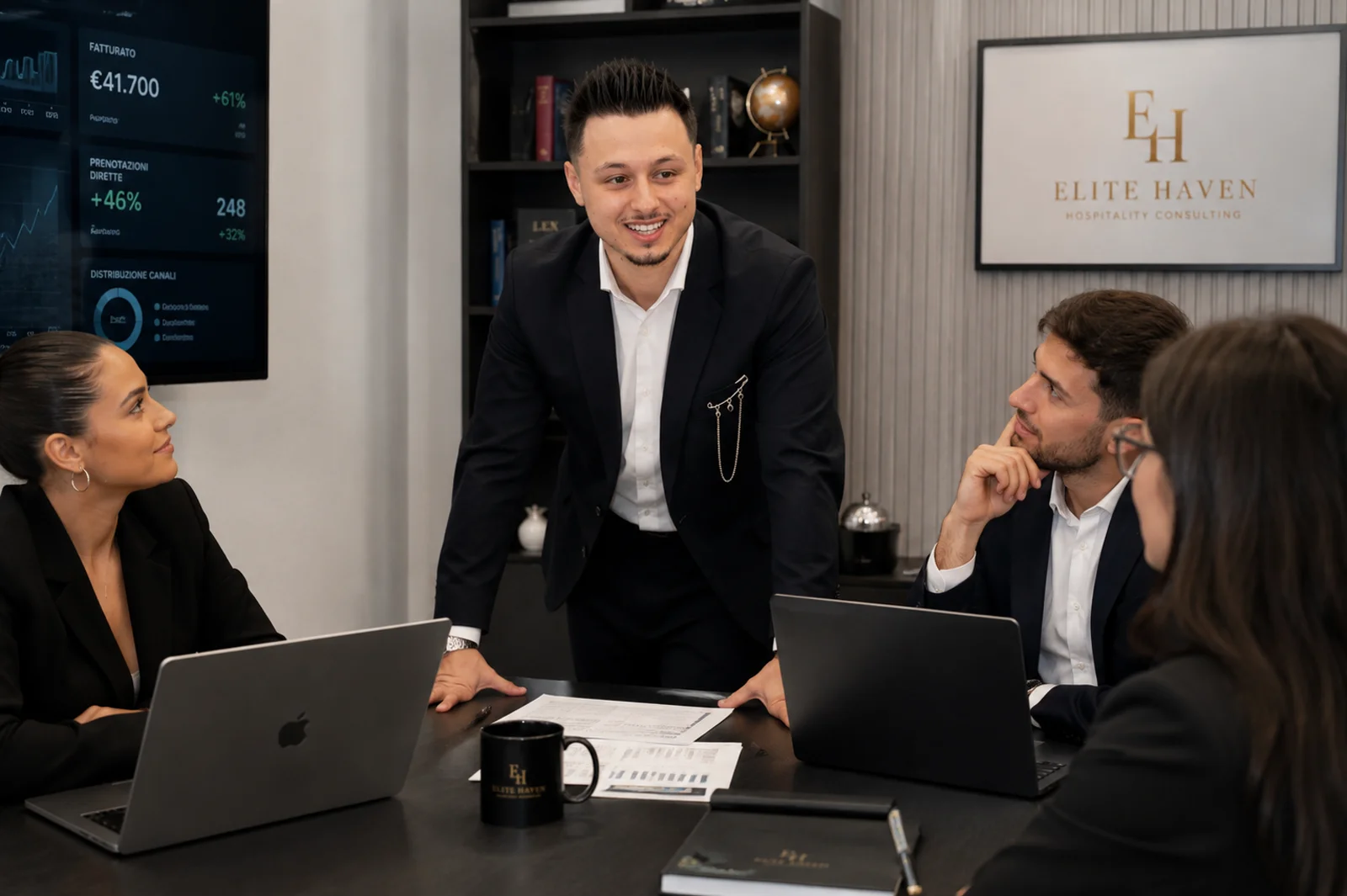 Il team Elite Haven al lavoro